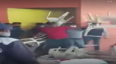Dirigente del MAS fue expulsado a “sillazos” de...