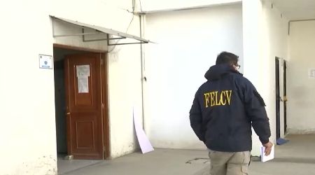Sujeto hallado con su hijo muerto en un internet lo había raptado tras golpear a la madre del menor